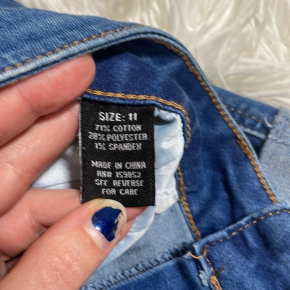 Fire & Rain High-Rise Roll Cuff Denim Shorts with Doodle Drawings - Picture 5 of 7